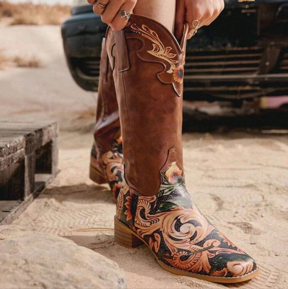 Women Square Toe Printed Mid-Calf Western Boots - Picture 2 of 5